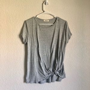 Striped soft T with knot